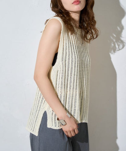 Petit Fleur Sleeveless Knit Vest — Summer Layering Piece